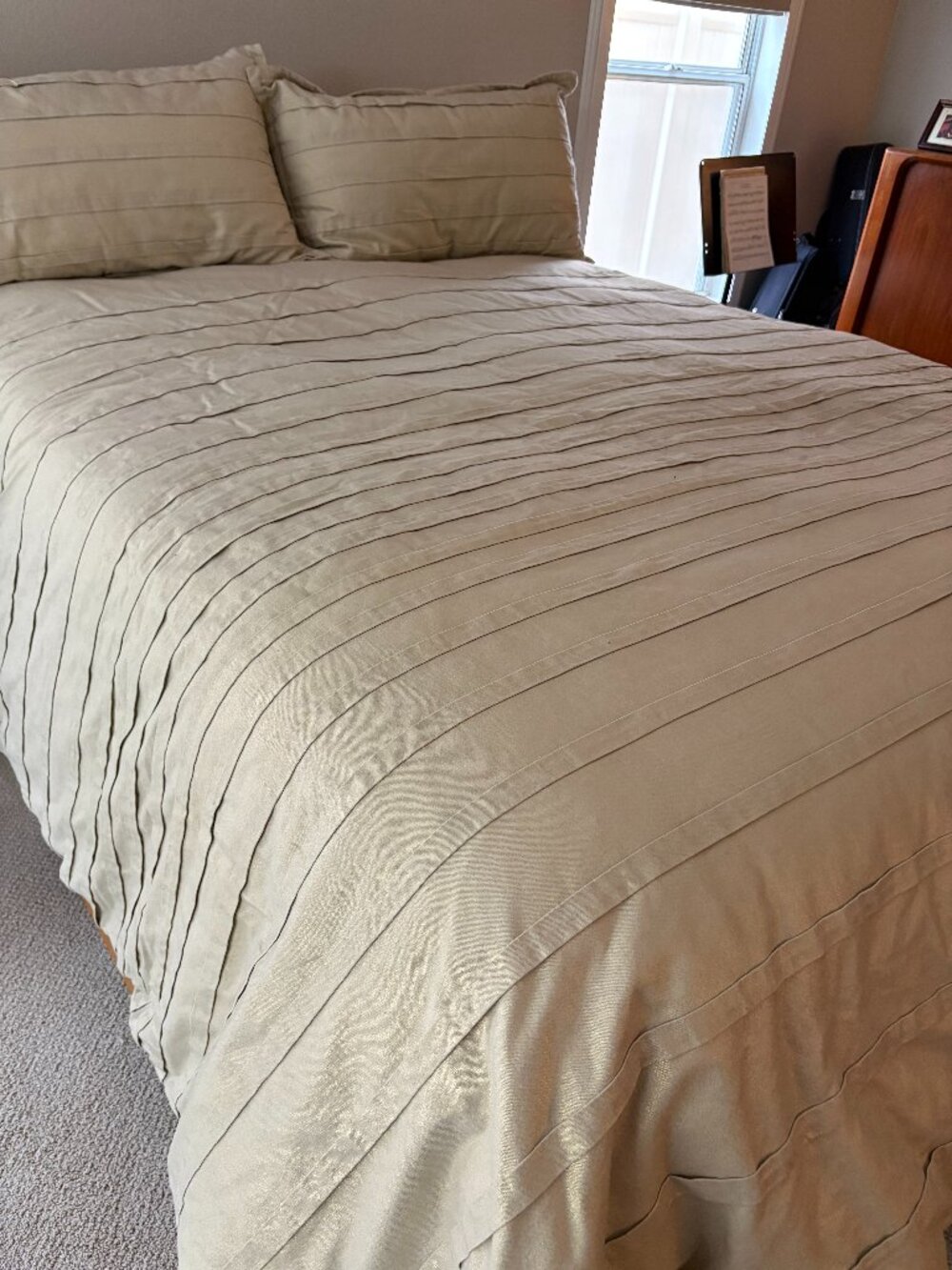 King Size Beige & Gold Duvet Cover Set with 2 Standard Pillow Shams